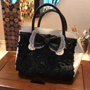 New without tags Betsy Johnson bag